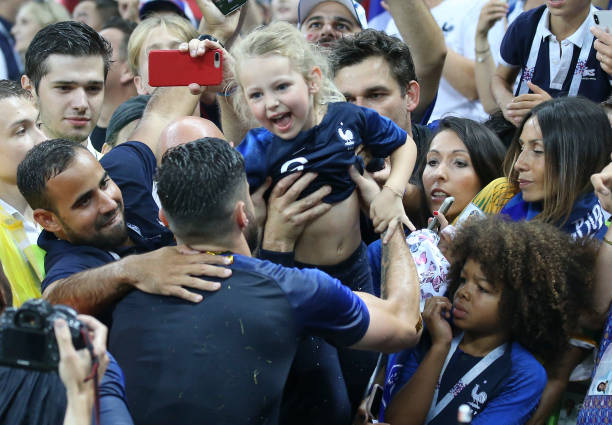 一名实力强 一名实力强